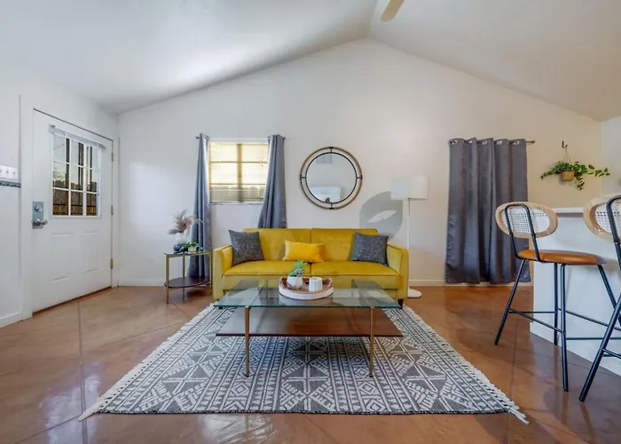 Central, 1 Bedroom 1 Ba, Fenced, Cozy, * Tucson